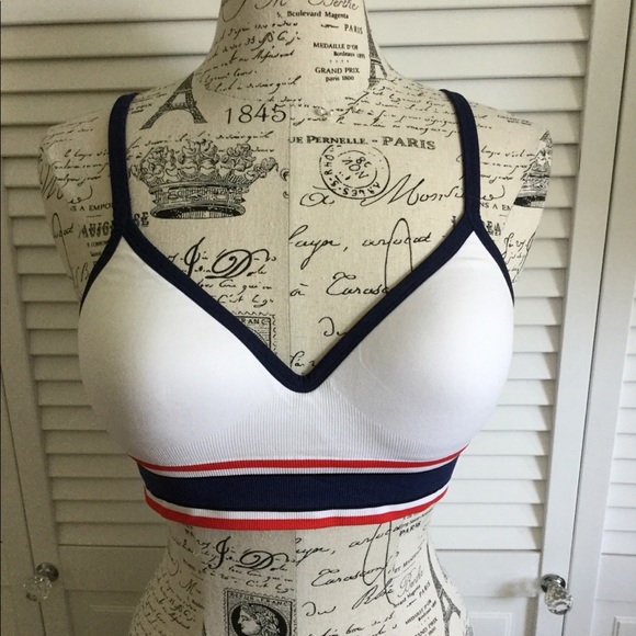 PINK Victoria's Secret Other - ❣️PINK Wireless Lightly Lined Lounge Bra White❣️
